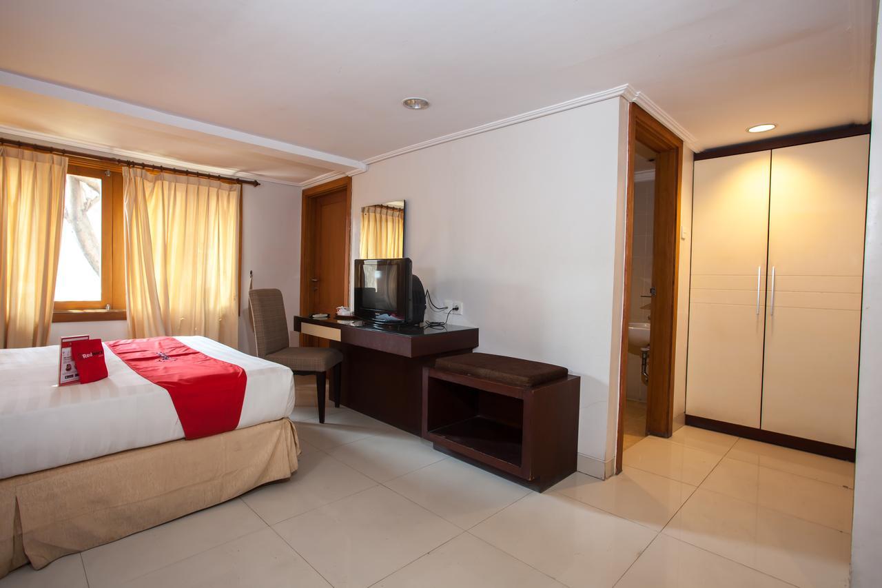 Hotel Reddoorz Premium @ Raya Nginden Wonotjolo Exteriér fotografie